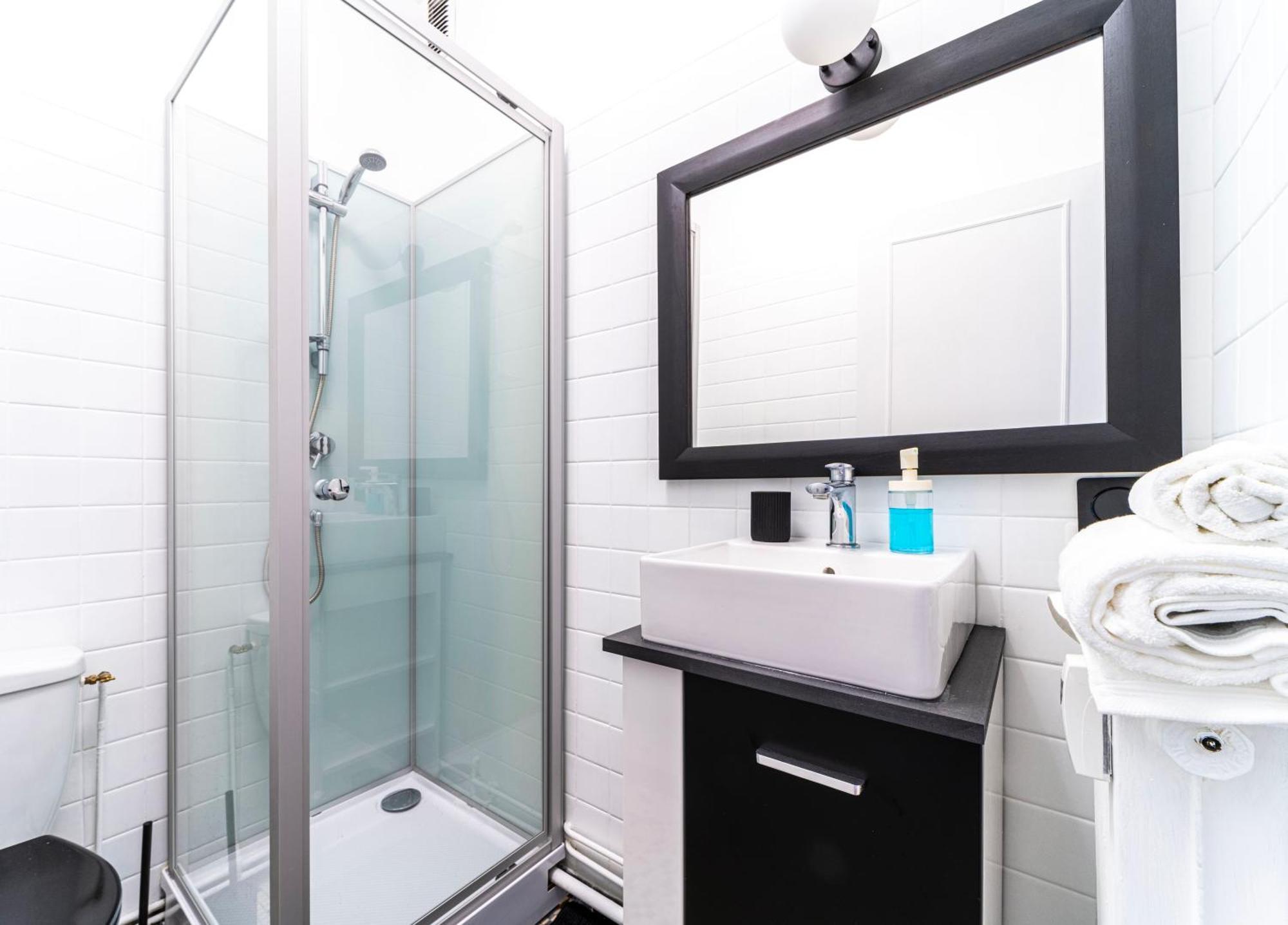 Studio Chaleureux Avec Aquarium Apartamento Marcq-en-Baroeul Exterior foto